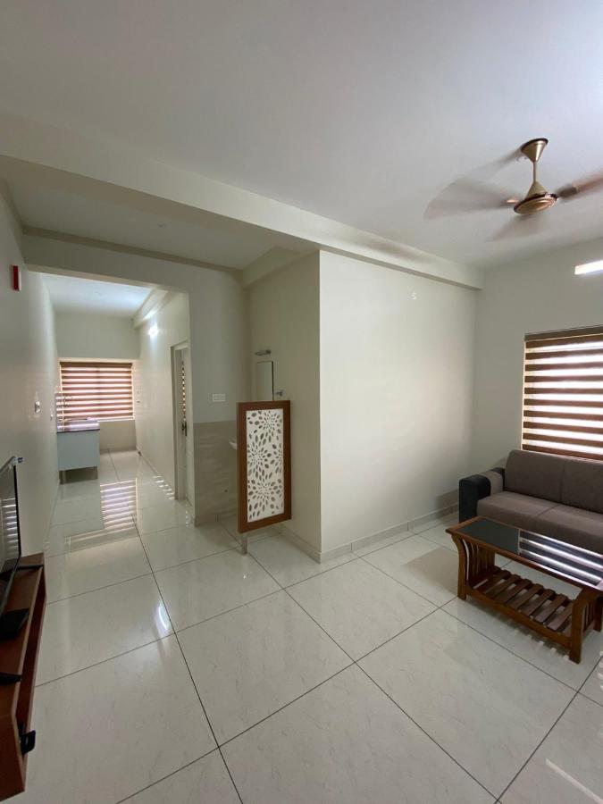 Nimet Residency Apartment Kochi Exterior photo